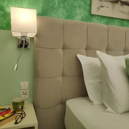 Colourful * أرغوستولي